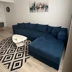Mareea-parcare Privata Si Balcon-zona Vivo Mall * 康斯坦察
