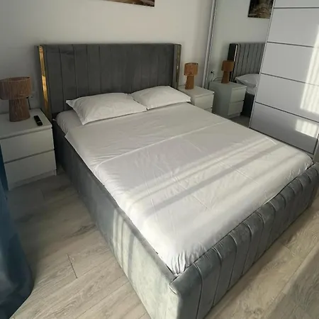 Mareea-parcare Privata Si Balcon-zona Vivo Mall Apartment