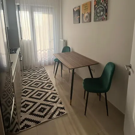 Mareea-parcare Privata Si Balcon-zona Vivo Mall Apartment Constanţa