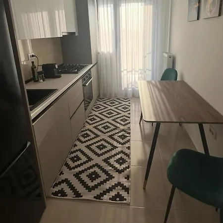 Mareea-parcare Privata Si Balcon-zona Vivo Mall Appartement